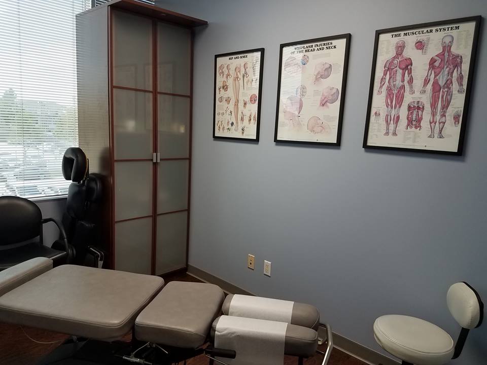 The primary chiropractic room. There is where Drs. Reece and Chase Hayden spend most of their time. (the other treatment room is not pictured)